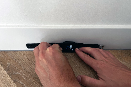Calibration position 03: Right side against the wall